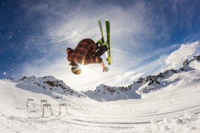 今日英超盘口推荐赔率预测分析，今日英超排行榜